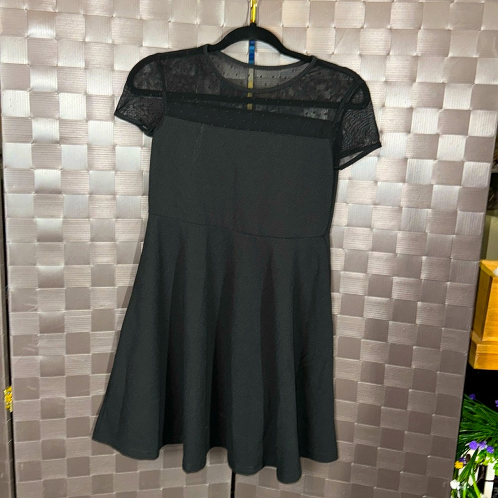 Solution Hux Round Neck Collar